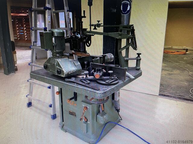 Тяжелый настольный фрезерный станок GF TF