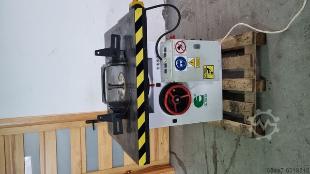 Фрезерный станок GOMAD DFDA 2 gomad dfda2