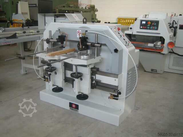 Шипорезный станок модели BALESTRINI 2TAO