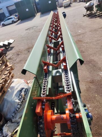 Infeed chain conveyor (new)  