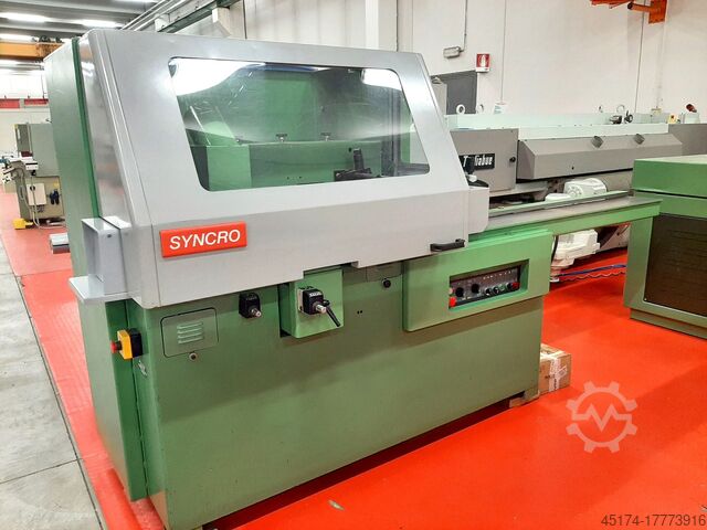 Формовочная машина CASADEI SYNCRO