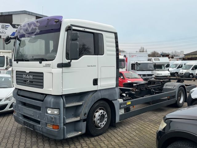 Автомобиль с заменяемым кузовом MAN TGA 18.360 *Wechselfahrgestell*BDF*5 Sitzer*