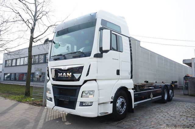 Автомобиль с заменяемым кузовом MAN TGX 26.440 6x2- LL Multi  XXL Intarder 2x AHK