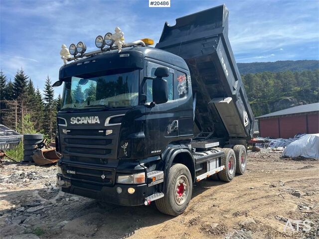 Самосвал Scania R560 6x4 tipper truck w/ black license plates. WAT