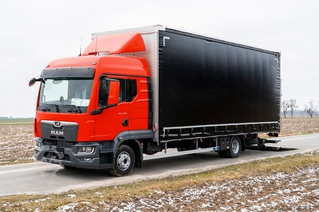 Бортовой грузовик с тентом MAN TGL 12.250 / 780cm x 248cm x 300cm