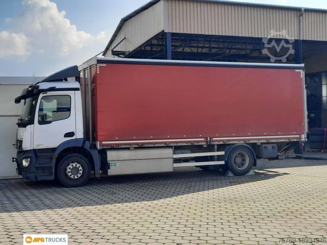 Бортовой грузовик с тентом MERCEDES-BENZ 1830 L NGT Schiebeplane LBW Motorschaden