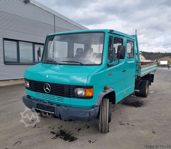 3-сторонний самосвал Mercedes-Benz 811 DK DoKa