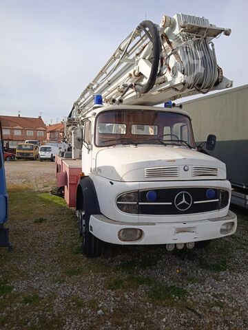 пожарная машина  Mercedes