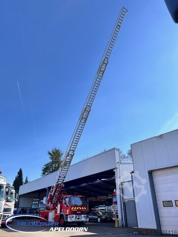 Подъемная платформа Iveco 120E23 Camiva Epas 25, 26000 km!