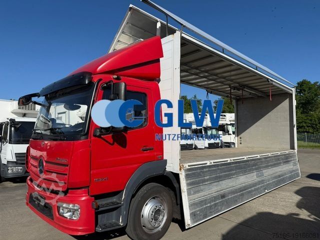 Грузовик для перевозки напитков MERCEDES-BENZ ATEGO 1524 L Getränkekoffer 7,15 m LBW 2 T