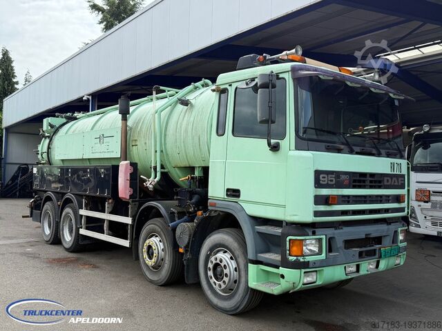 Ассенизаторская машина DAF XF 95.360 20400 Liter, 8x4 Steel springs