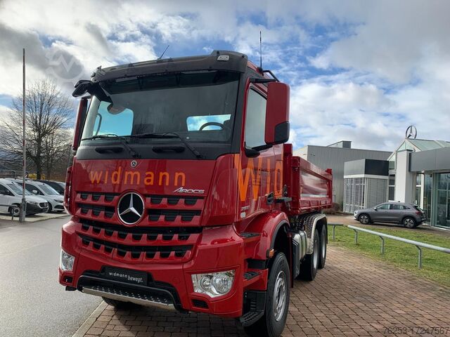 Трехсторонний самосвал Mercedes-Benz Arocs 2651 K Dreiseitenkipper Meiller KlimaA