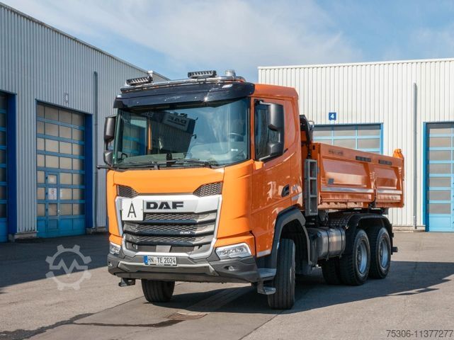 Трехсторонний самосвал DAF FAT XFC 530 Meiller Trigenius D316