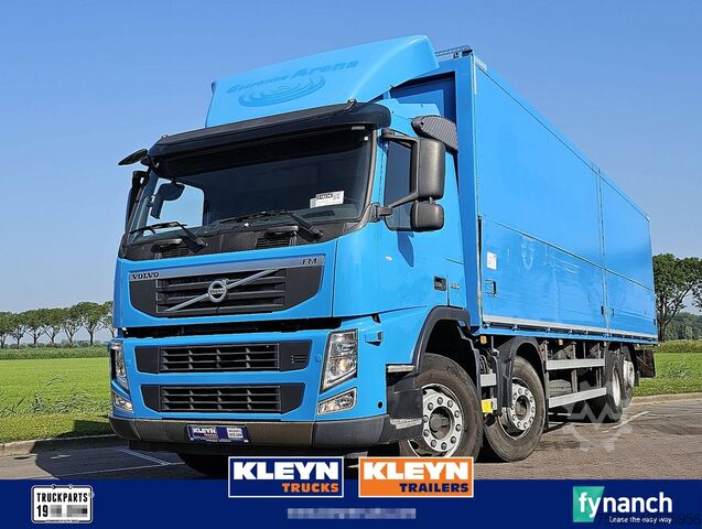 Чемодан VOLVO FM 11.330 8X2 BÄR 2000KG LIFT
