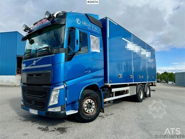 Чемодан Volvo Fh540 6x2 box truck w/ full side opening and lift.