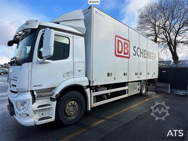 Чемодан Mercedes-Benz Antos 1830 4x2 Box Truck w/ full side opening.
