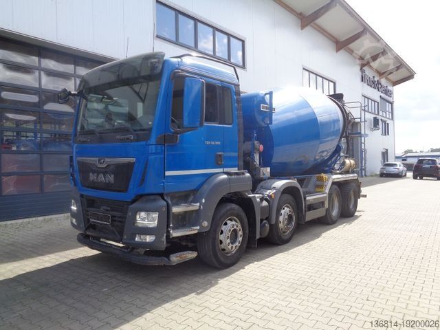 Автобетоносмеситель MAN TGS 32.360 8x4 Liebherr 9 cbm