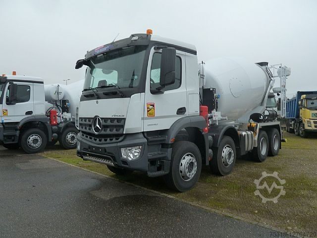 Бетономешалка Mercedes-Benz arocs