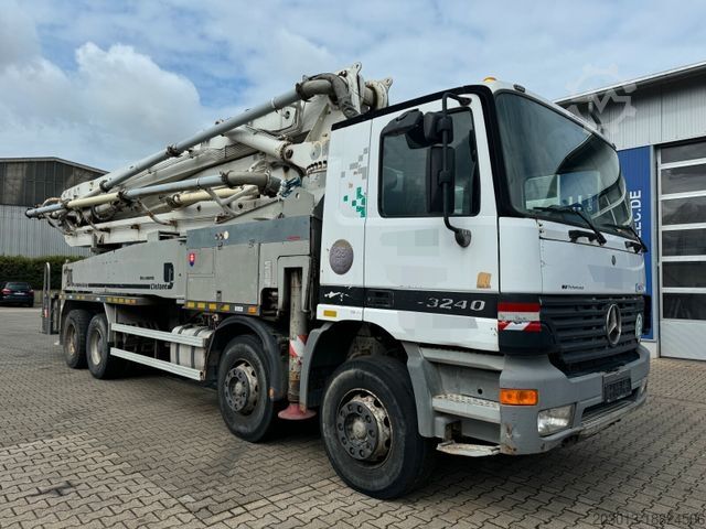 Автобетононасос MERCEDES-BENZ ACTROS 3240 8x4 Betonpumpe PUTZMEISTER BSF 42 M