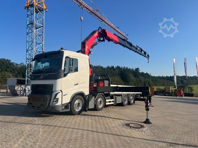 Кран-манипулятор на шасси грузовика VOLVO FH 500 8x2 Kran F710 RA2.26