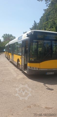 Сочленённый автобус SOLARIS Urbino 18 Gelenkbus 88 Plätze rzeug