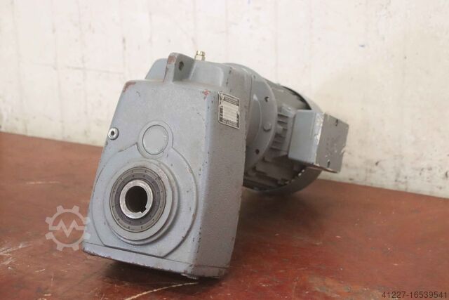 Мотор-редуктор 0,75 кВт 100 об/мин Nord SK 1282A-80 L/4  SK 80 L/4