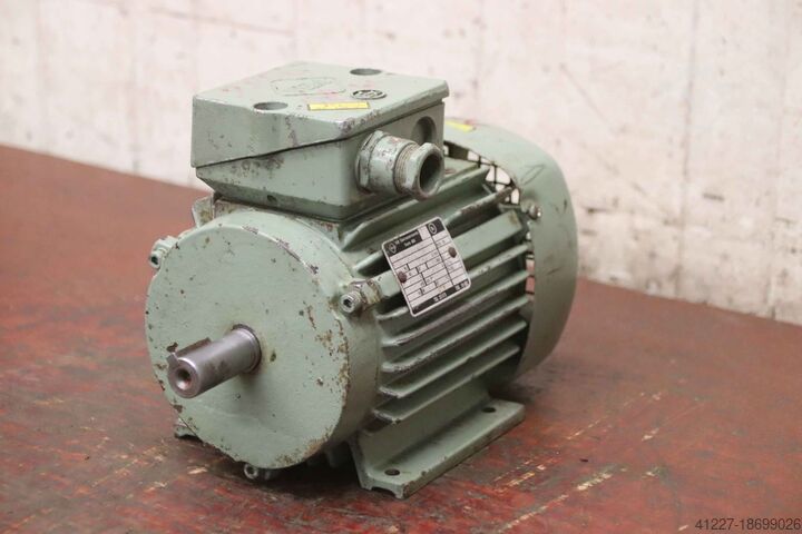 Электродвигатель 0,8 кВт 2850 об/мин VEM KMR 71 G 2  Ex-geschützt