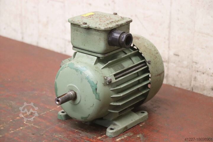 Электродвигатель 0,4 кВт 1375 об/мин VEM KD 71.2/4