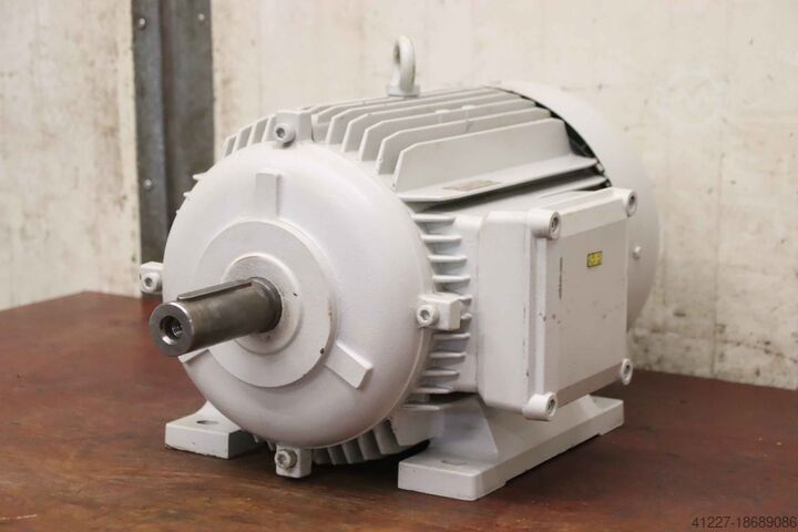 электродвигатель 5,5/7,5 кВт 680/900 об/мин Katt N 160L-8/6