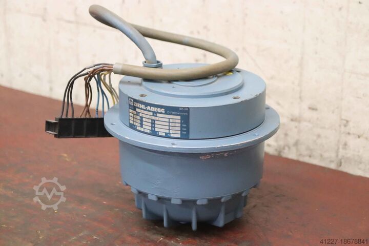 Электродвигатель 0,33 кВт 1400/1020/710 об/мин Ziehl-Abegg MK 115-GDK.12.N