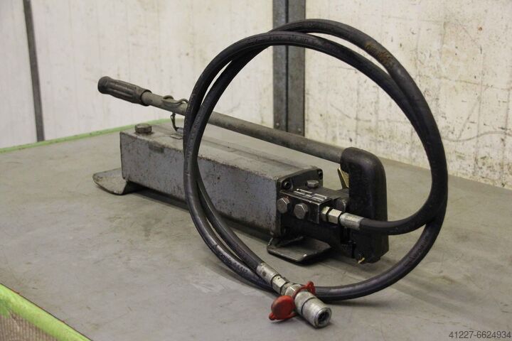 Ручной гидронасос 800 бар Bahco P1008 zweistufig