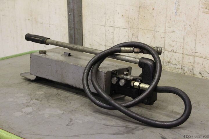 Ручной гидравлический насос 800 бар Bahco P2508 zweistufig