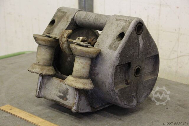 Кронштейн лебедки Pfaff-silberblau D 270001