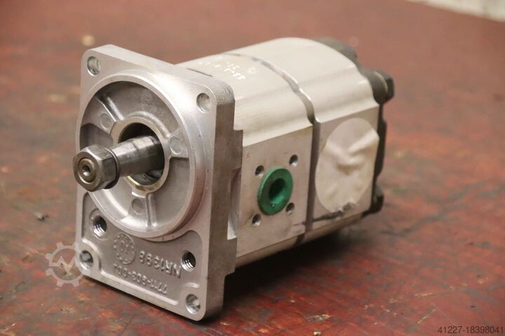 Двойной гидравлический насос GSL 1402 772653 3349121070