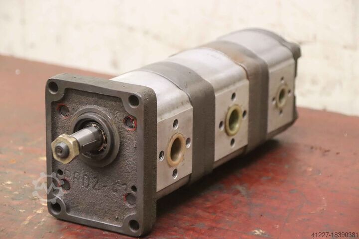 Тройной гидравлический насос TK ZZ E P 0012 / 32 A P 0168 / TK11/11/6SF