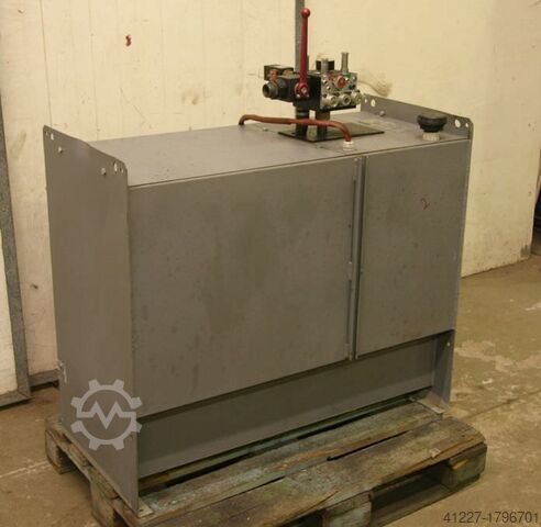 Гидравлический агрегат Thyssen-MAN Aufzüge HYZTA132 16-2