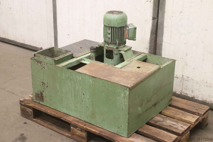 Насос охлаждающей воды 1,5 кВт Schlüter mit Behälter