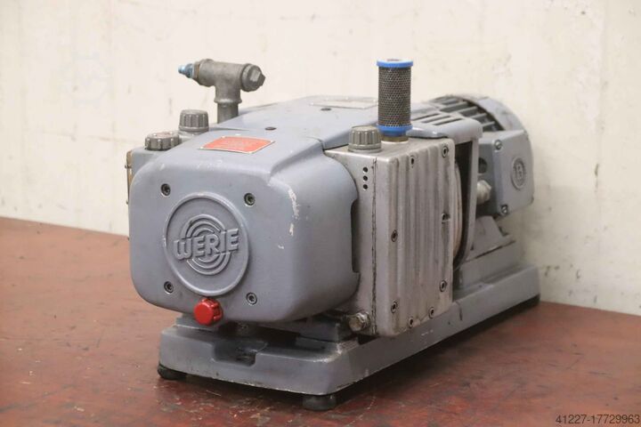 Вакуумный насос 0,75 кВт Werie Rietschle CLE15 DV