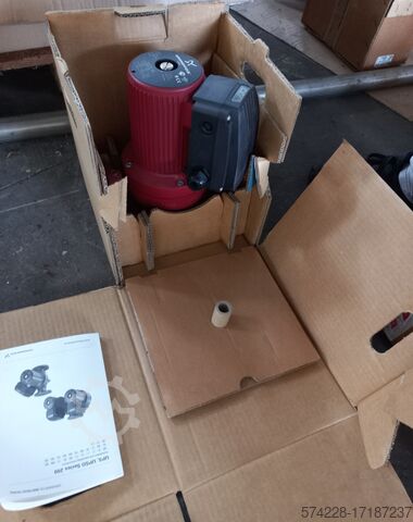 Циркуляционный насос GRUNDFOS PUMP 32-30F