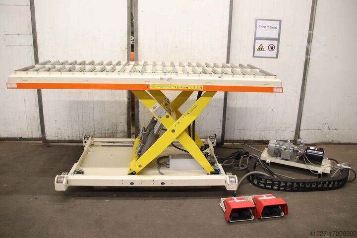 Ножничный подъемный стол с роликовым конвейером ZIMZ Traglast 2000 kg 2415 x 1270 mm