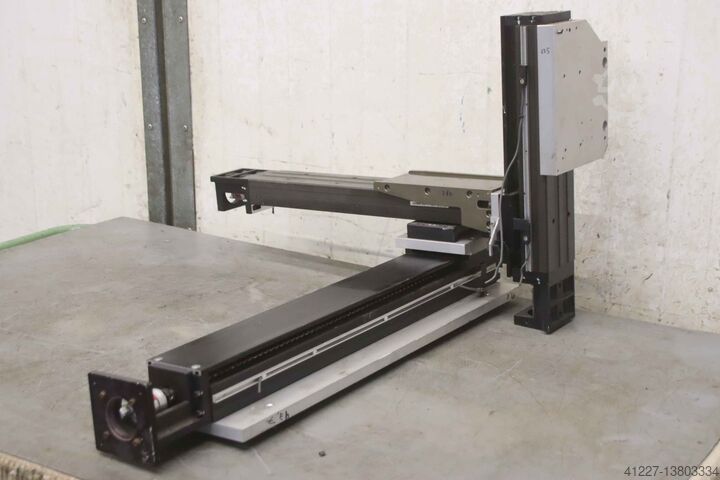 Линейный привод поперечного стола 3 оси THK KR  x/y/z 310/500/125 mm