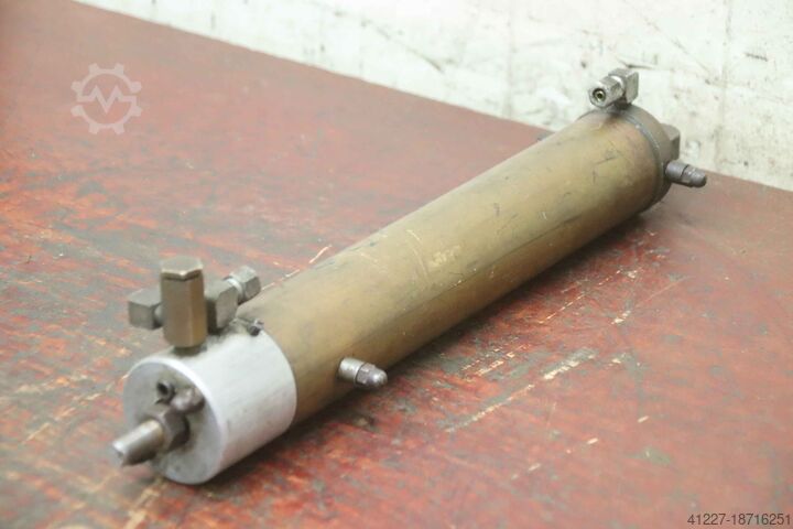 Гидравлический цилиндр unbekannt Hub 200 mm