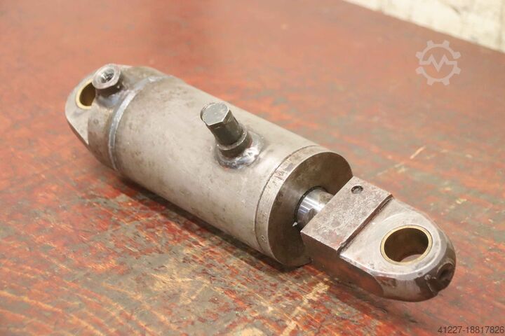 Гидравлический цилиндр unbekannt Hub 75 mm