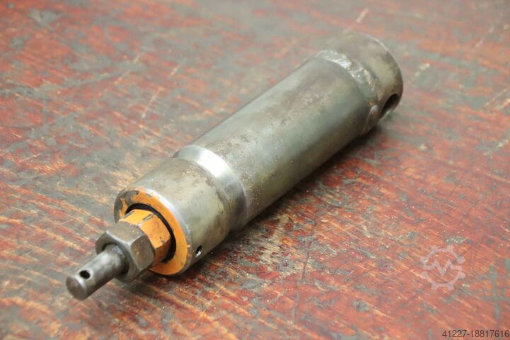 Гидравлический цилиндр unbekannt Hub 120 mm