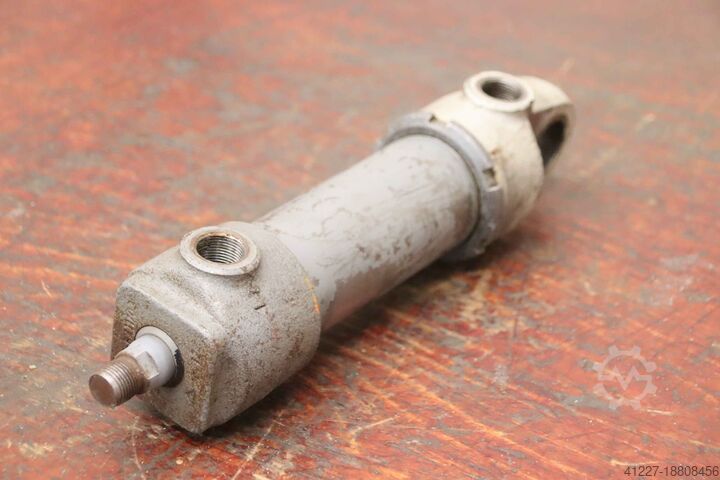 Гидравлический цилиндр Orsta Hydraulik B2-50/22x125  Hub 125 mm