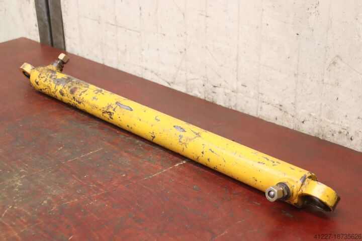 Гидравлический цилиндр unbekannt Hub 678 mm