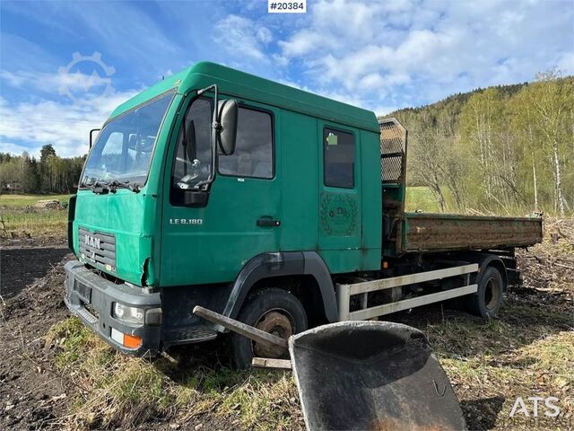 Платформенный трейлер MAN LE 8.180 Flatbed truck