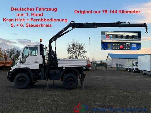 Бортовой грузовик Unimog U 300 4x4 Hiab Kran Fernbedienung Nur 78.144 Km