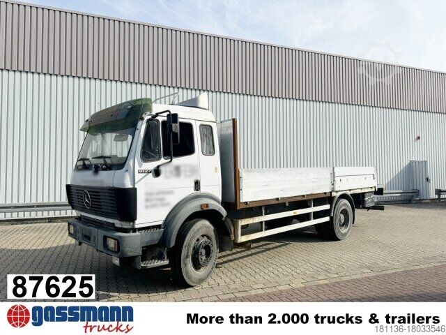 Бортовой грузовик Mercedes-Benz SK 1827L 4x2