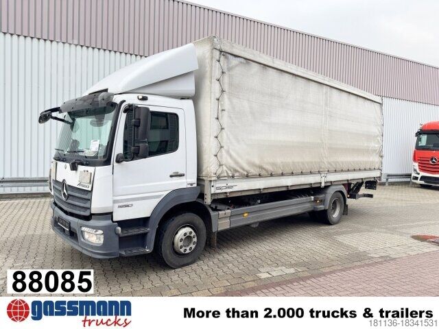 Бортовой грузовик Mercedes-Benz Atego 1530 L 4x2 mit LBW Dhollandia